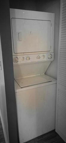 225 E 59th Street 3, Chicago, IL 60637