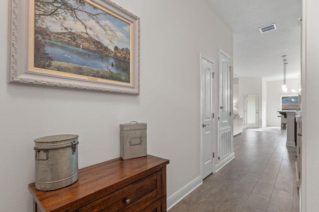 1888 Biscayne Boulevard, Navarre, FL 32566