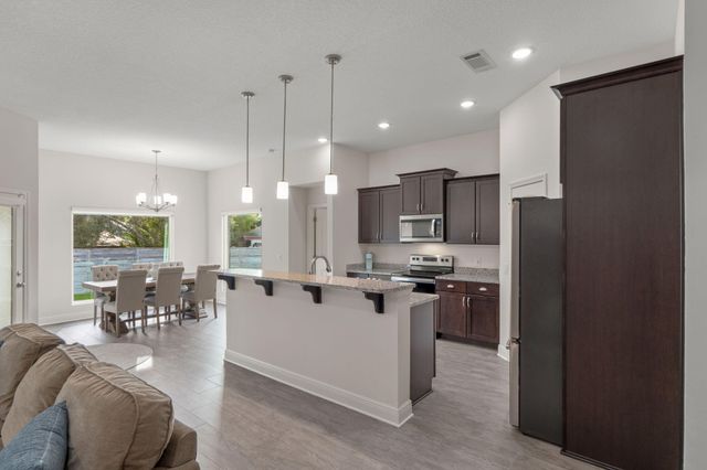 1888 Biscayne Boulevard, Navarre, FL 32566