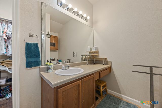 120 Holland Street, Hutto, TX 78634
