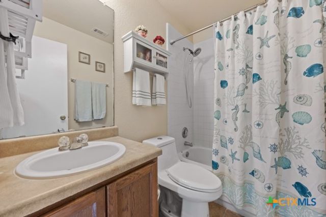 120 Holland Street, Hutto, TX 78634