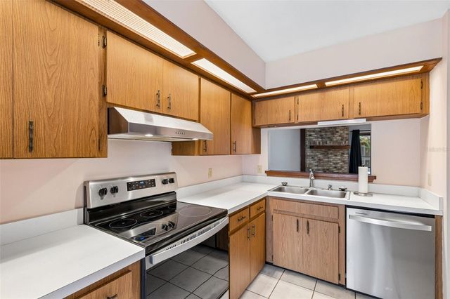 2450 GRAND TETON CIRCLE 2450, Winter Park, FL 32792