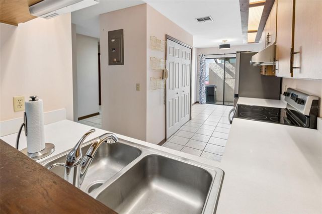 2450 GRAND TETON CIRCLE 2450, Winter Park, FL 32792
