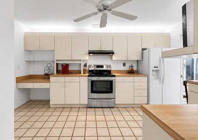 948 WINTER GARDEN DRIVE, Sarasota, FL 34243