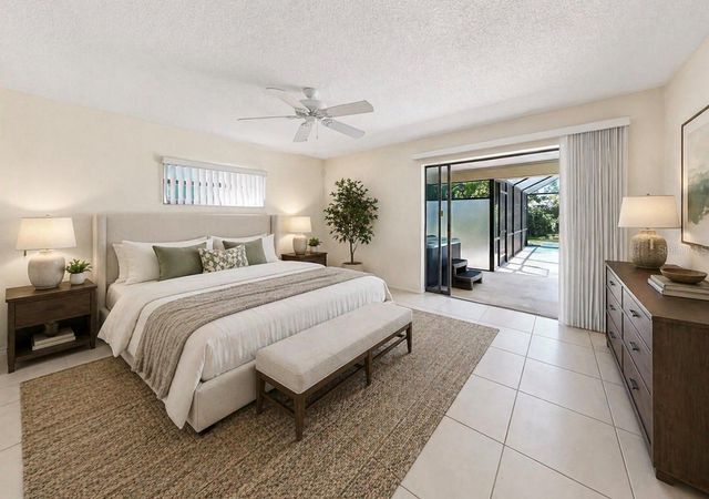 948 WINTER GARDEN DRIVE, Sarasota, FL 34243