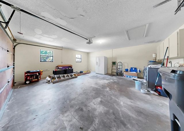 948 WINTER GARDEN DRIVE, Sarasota, FL 34243