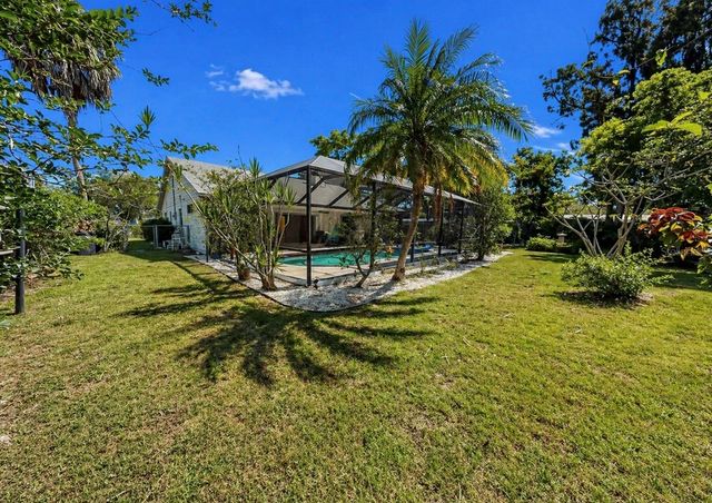 948 WINTER GARDEN DRIVE, Sarasota, FL 34243