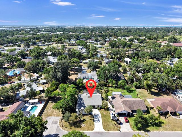 948 WINTER GARDEN DRIVE, Sarasota, FL 34243