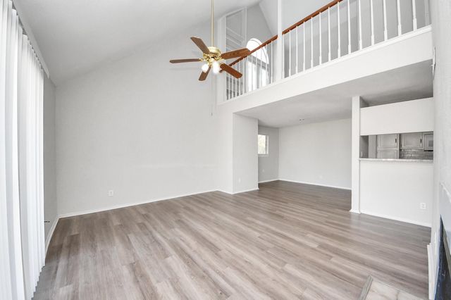 14550 Fonmeadow Drive 1406, Houston, TX 77035