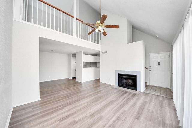 14550 Fonmeadow Drive 1406, Houston, TX 77035