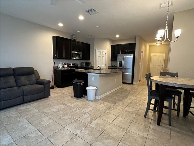 7089 WOODCHASE GLEN DRIVE, Riverview, FL 33578