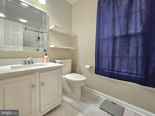7823 PAINTED DAISY DR, Springfield, VA 22152