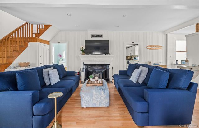 639 Ocean Breeze Walk, Ocean Beach, NY 11770