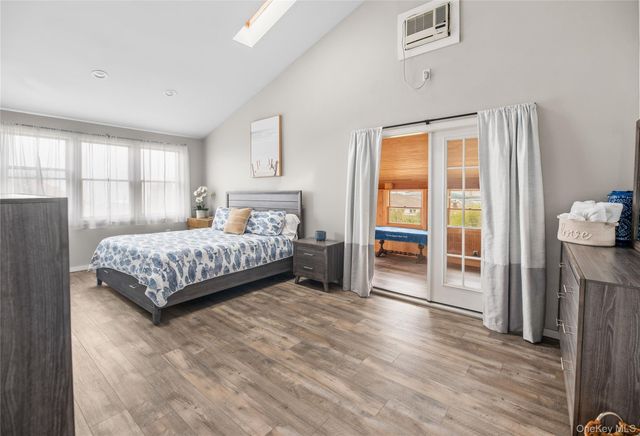 639 Ocean Breeze Walk, Ocean Beach, NY 11770