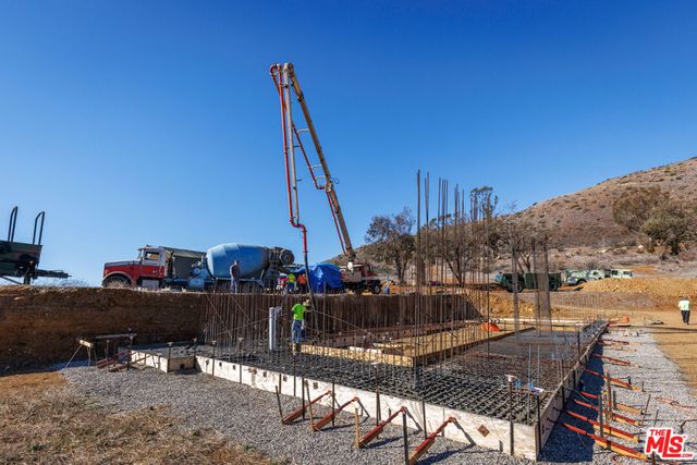 9950 COTHARIN Road, Malibu, CA 90265