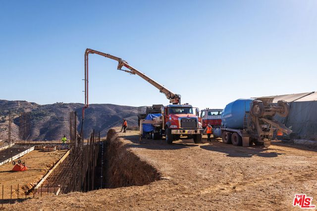 9950 COTHARIN Road, Malibu, CA 90265