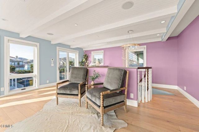 1096 Belfast Lane, Ventura, CA 93001