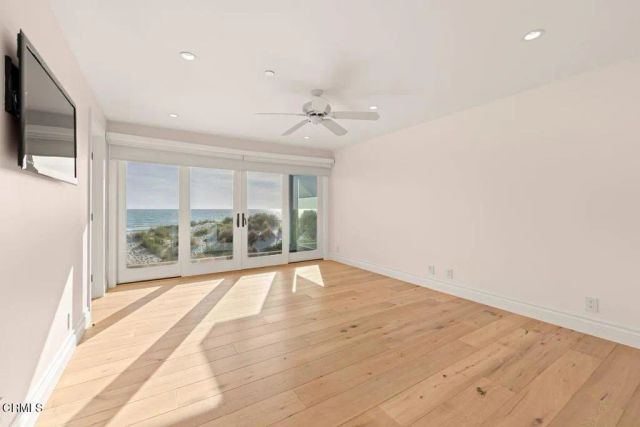 1096 Belfast Lane, Ventura, CA 93001