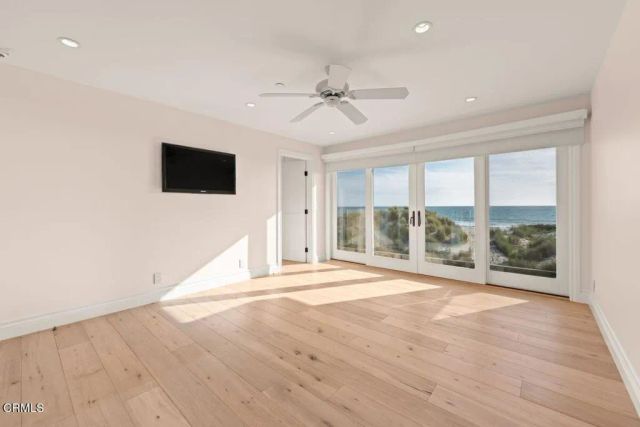 1096 Belfast Lane, Ventura, CA 93001