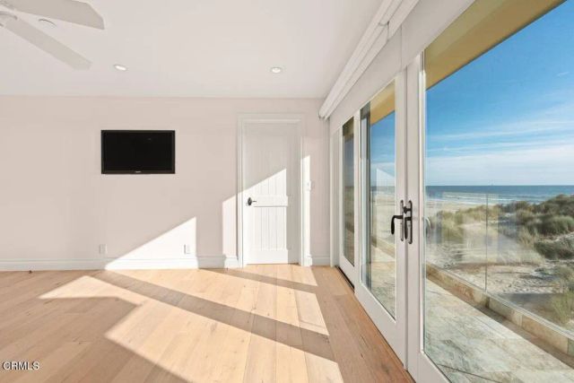 1096 Belfast Lane, Ventura, CA 93001