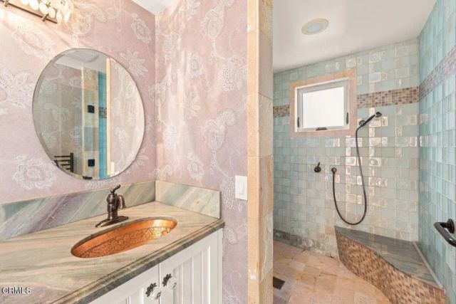 1096 Belfast Lane, Ventura, CA 93001