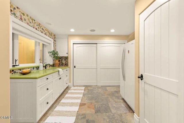 1096 Belfast Lane, Ventura, CA 93001