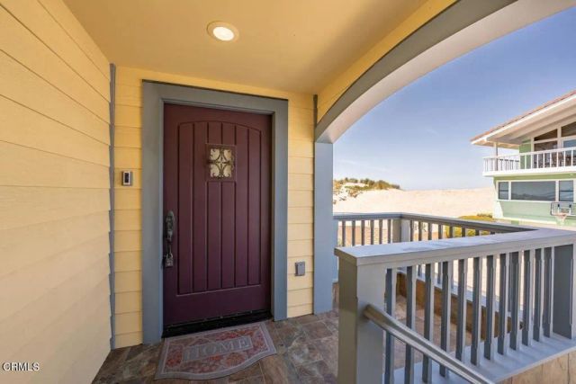 1096 Belfast Lane, Ventura, CA 93001