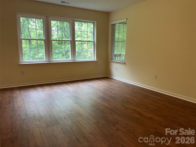 72 Creeks End Circle, Mills River, NC 28759