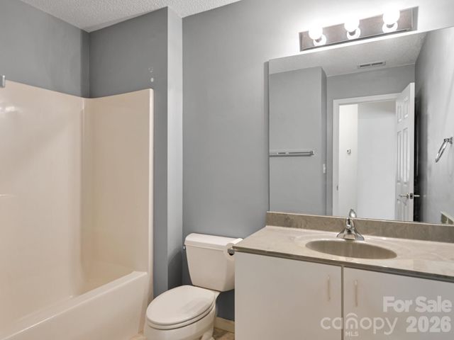 72 Creeks End Circle, Mills River, NC 28759