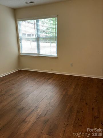 72 Creeks End Circle, Mills River, NC 28759