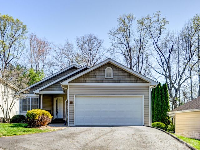 72 Creeks End Circle, Mills River, NC 28759