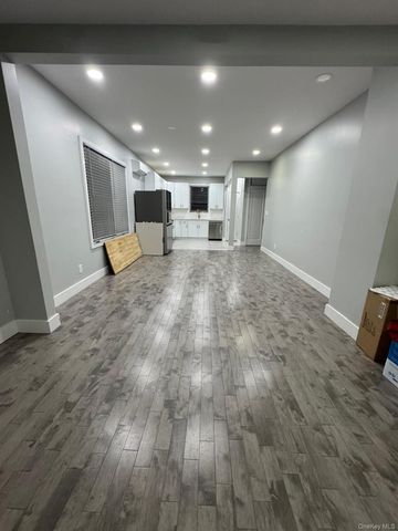 588 W Broadway 1, Cedarhurst, NY 11516