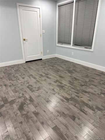 588 W Broadway 1, Cedarhurst, NY 11516