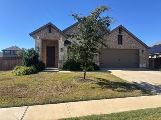 1819 Isabella Court, Glenn Heights, TX 75154