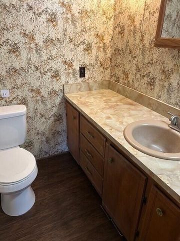 446 Earl Perkins Rd, Pitkin, LA 70656