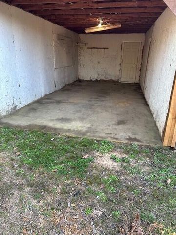 446 Earl Perkins Rd, Pitkin, LA 70656