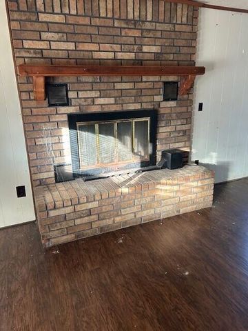 446 Earl Perkins Rd, Pitkin, LA 70656