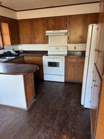 446 Earl Perkins Rd, Pitkin, LA 70656