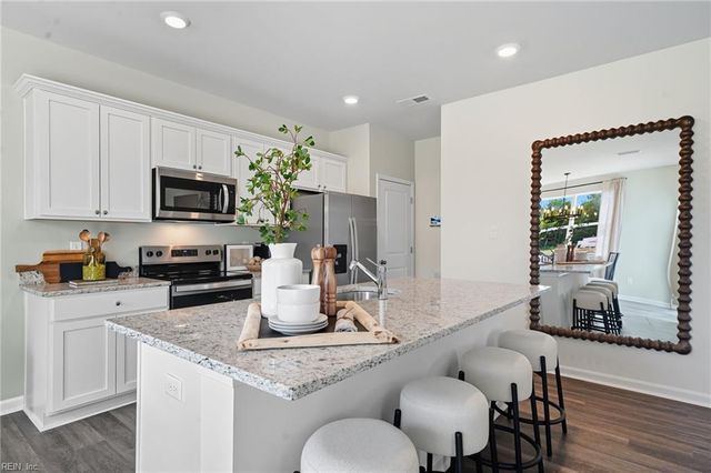 3030 Dalton CIR, Suffolk, VA 23435