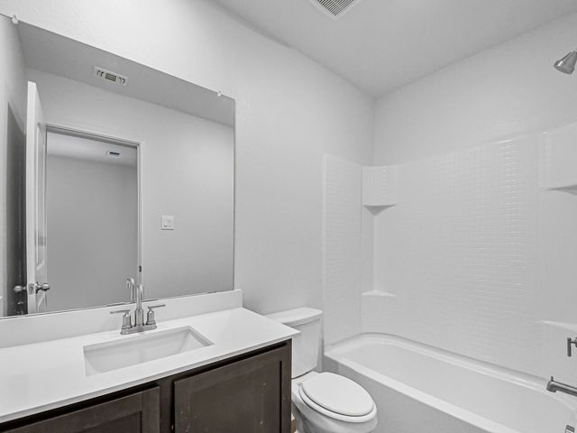 9949 Voyager Lane, Fort Worth, TX 76131