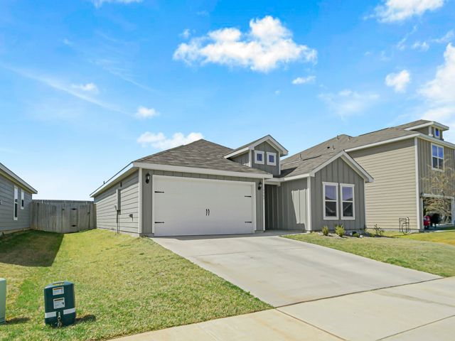 9949 Voyager Lane, Fort Worth, TX 76131