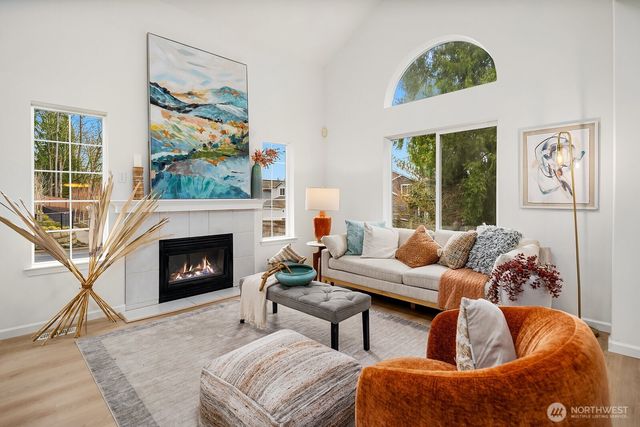 20011 131st Place NE, Woodinville, WA 98072