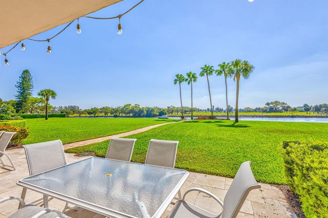 356 Golfview Road 609, North Palm Beach, FL 33408