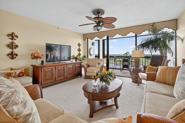 356 Golfview Road 609, North Palm Beach, FL 33408