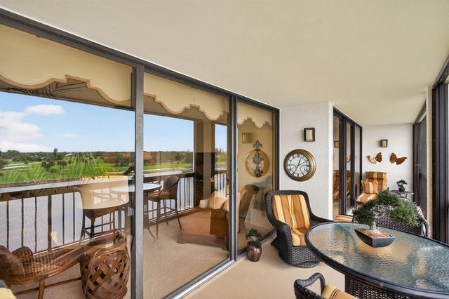 356 Golfview Road 609, North Palm Beach, FL 33408