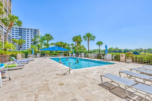 356 Golfview Road 609, North Palm Beach, FL 33408