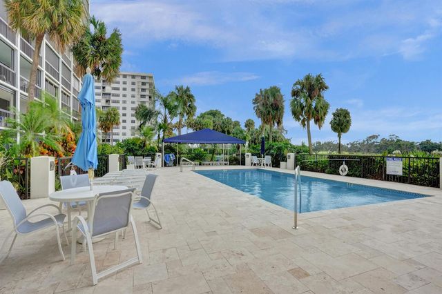 356 Golfview Road 609, North Palm Beach, FL 33408