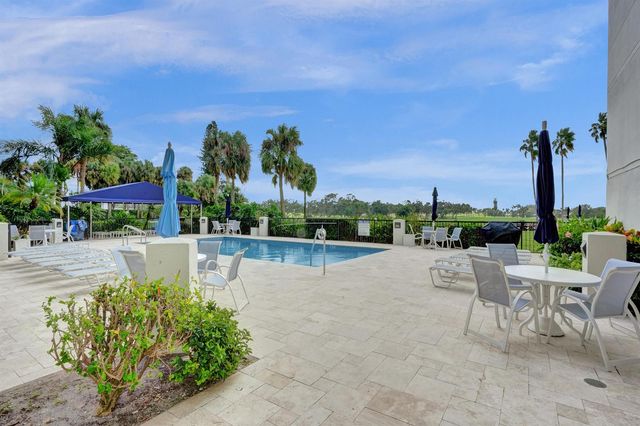 356 Golfview Road 609, North Palm Beach, FL 33408