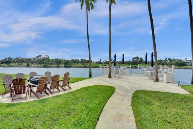 356 Golfview Road 609, North Palm Beach, FL 33408