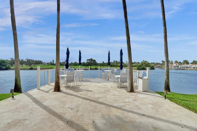 356 Golfview Road 609, North Palm Beach, FL 33408